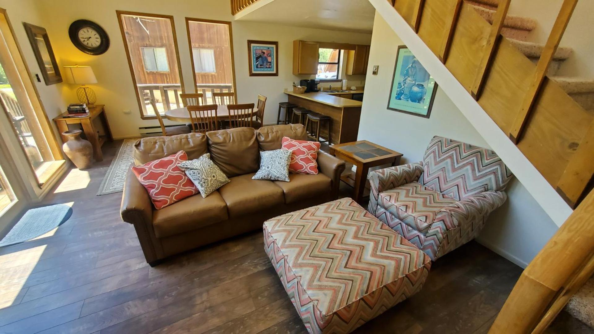 Ferienhaus Beaver On The River - On The River - Near Copper Chair Lift - Wifi - Cable - Walk To Main Street - Grill - Wood Burning Fi *